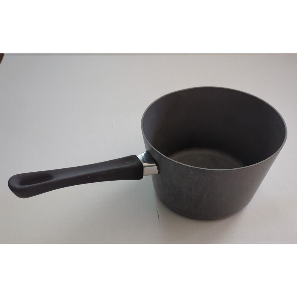 Scanpan 1999 Titanium Pyrolux Non-Stick 2.5 Qt Pot Sauce Pan Graniteware Denmark